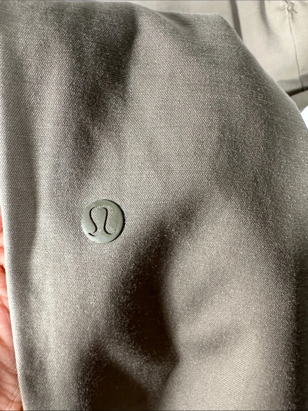 Lululemon Men's ABC Commission Classic Fit Trouser Pants Size 36 Nomad Khaki